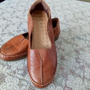 Naturalizer Tan Leather Slip-Ons, N5 Comfort